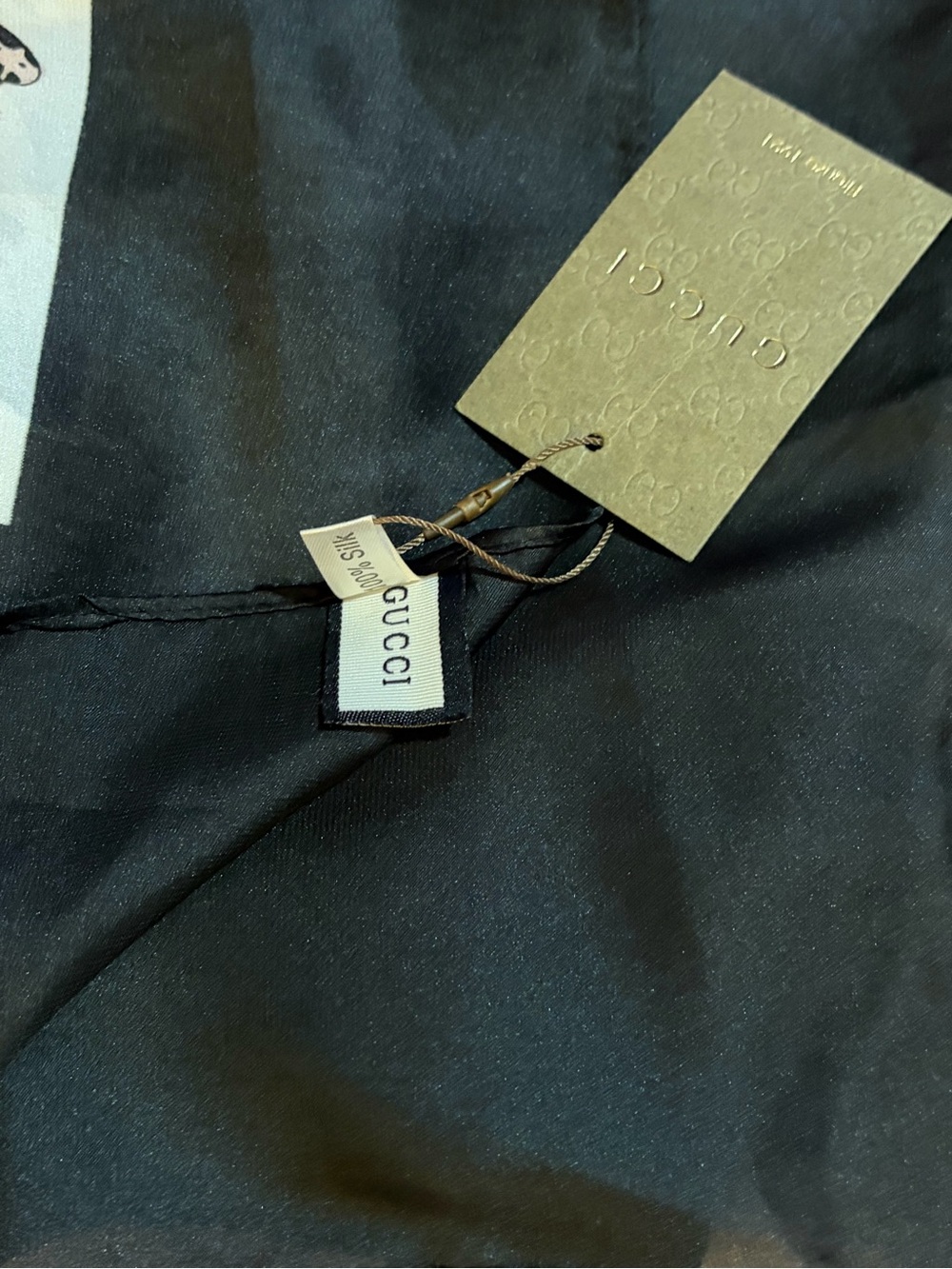 Gucci Flora Snake 100% Silk Scarf - Picture 9 of 16